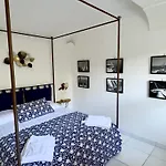 Marina Grande Apartment *